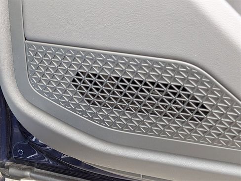 New 2026 BMW 750e xDrive 750e xDrive image 17