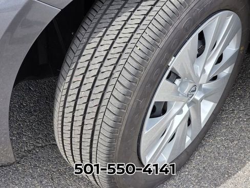 Used 2025 Nissan Sentra S FWD image 19