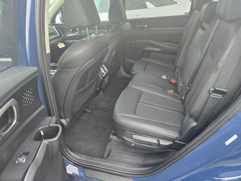 New 2026 Kia Sorento EX FWD image 19