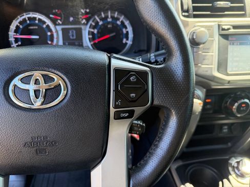 Used 2016 Toyota 4Runner SR5 Premium AWD/4WD image 18