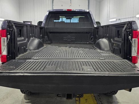 Used 2017 Ford F250 XL w/ STX Appearance Package image 12