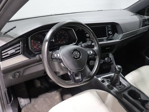Used 2020 Volkswagen Jetta R-Line w/ R-Line Cold Weather Package FWD image 15