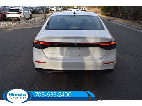 New 2025 Honda Accord SE image 6