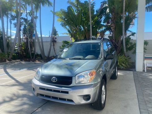 Used 2005 Toyota RAV4 2WD image 4