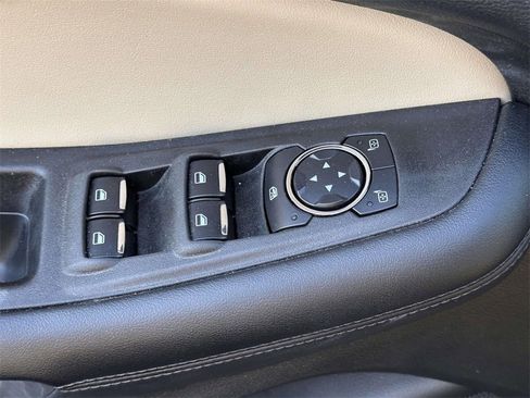 Used 2022 Ford Edge SEL w/ Convenience Package image 10