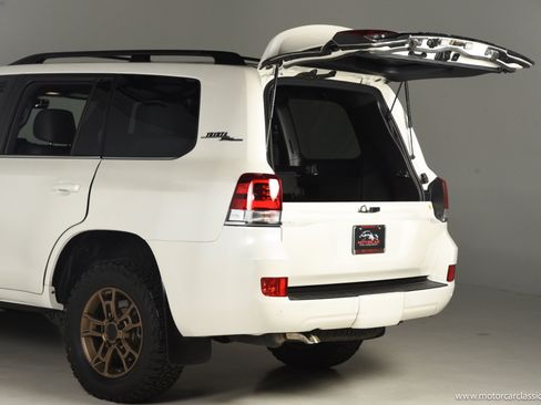 Used 2021 Toyota Land Cruiser Heritage Edition AWD/4WD image 20