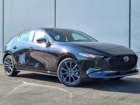 Used 2025 MAZDA MAZDA3 s image 1