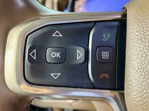 Used 2024 RAM 3500 Limited w/ Towing Technology Group image 19