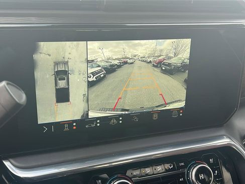 Used 2024 GMC Sierra 2500 Denali Ultimate w/ Snow Plow Prep/Camper Package image 25