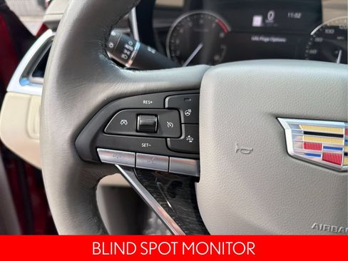 Used 2022 Cadillac XT6 Premium Luxury FWD image 14