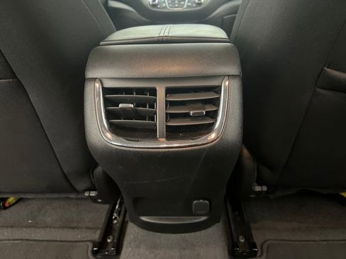 Used 2024 Chevrolet Malibu LT image 19