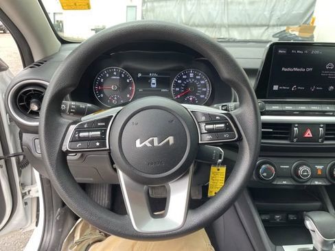Certified 2023 Kia Forte LXS FWD image 20