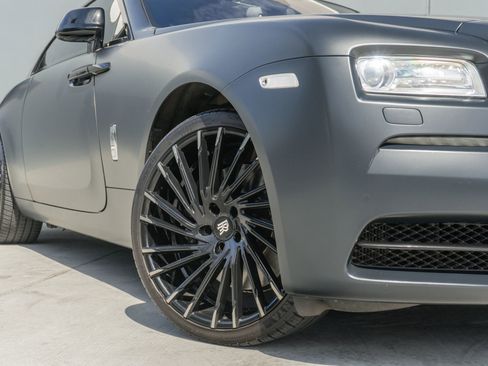 Used 2016 Rolls-Royce Wraith RWD image 33