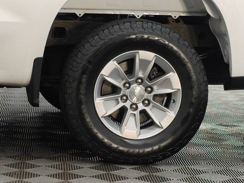 Used 2021 Chevrolet Silverado 1500 LT w/ Safety Package II AWD/4WD image 54