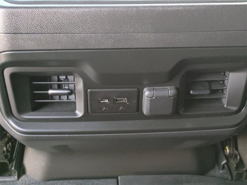 Used 2022 Chevrolet Silverado 1500 LT Trail Boss w/ Bed Protection Package image 15