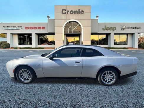 New 2025 Dodge Charger R/T w/ Quick Order Package 25M R/T image 6