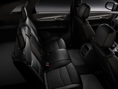 New 2025 Cadillac XT5 Luxury image 59