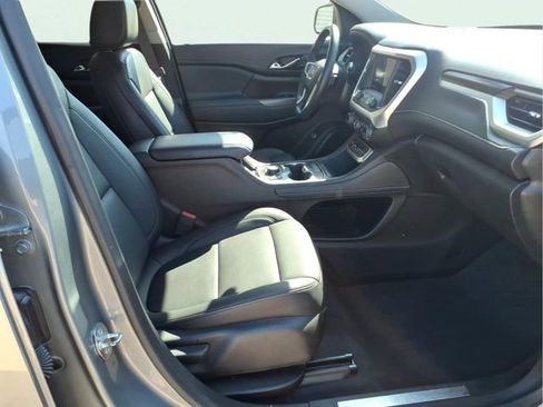 Used 2023 GMC Acadia SLT w/ Elevation Edition FWD image 25