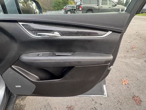 Used 2021 Cadillac XT5 Premium Luxury image 9