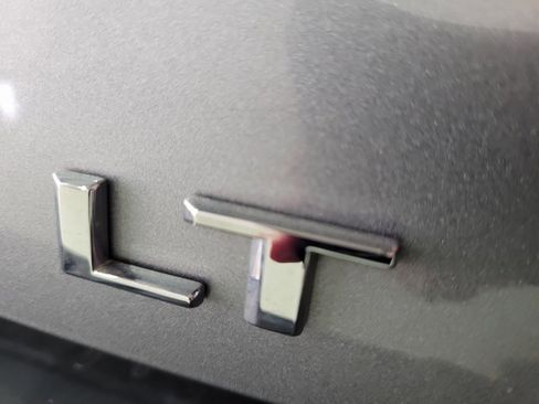 Used 2023 Chevrolet Colorado LT w/ LT Convenience Package III image 57