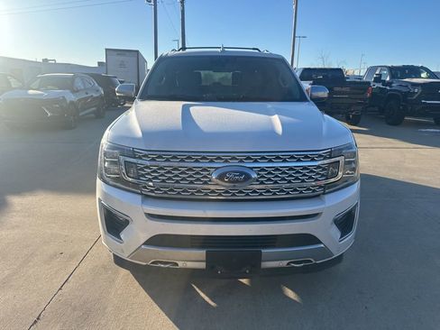 Used 2019 Ford Expedition Platinum image 4