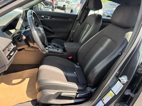 Used 2024 Honda Civic Sport image 12