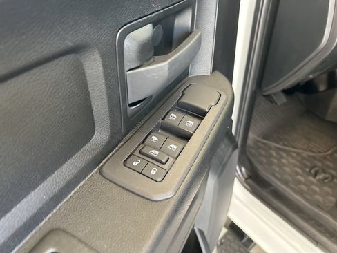 Used 2025 RAM 3500 Tradesman w/ Chrome Appearance Group AWD/4WD image 44