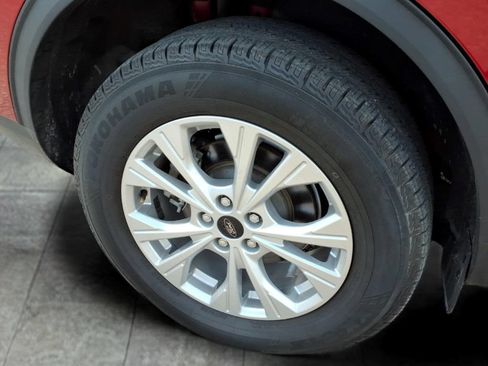 Used 2023 Ford Escape Active w/ Tech Pack #1 AWD/4WD image 8