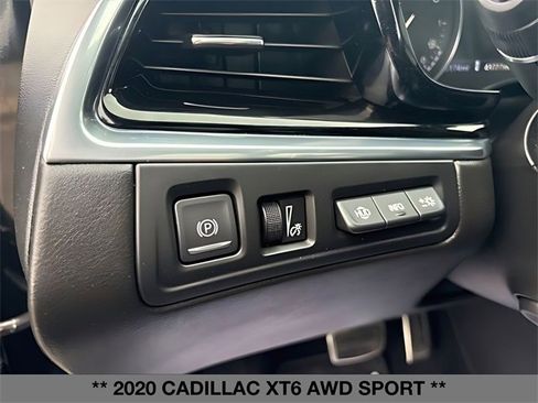 Used 2020 Cadillac XT6 Sport image 18