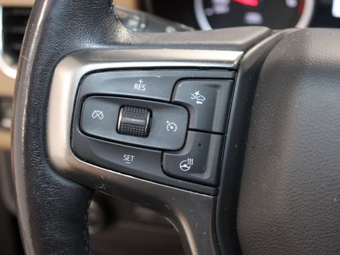 Used 2021 Chevrolet Tahoe Premier w/ Premium Package AWD/4WD image 22