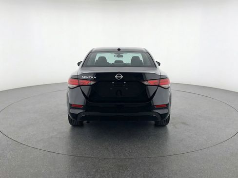 Used 2025 Nissan Sentra SV image 7