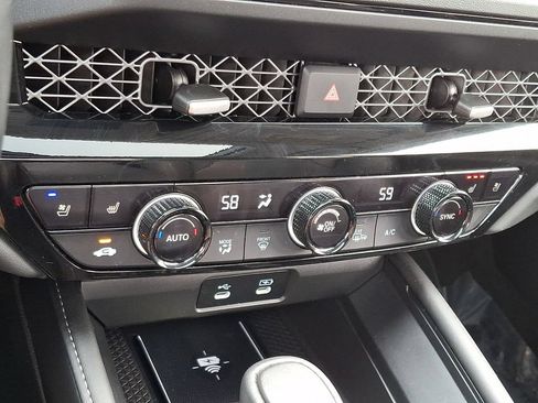 Used 2025 Honda Accord Touring image 17