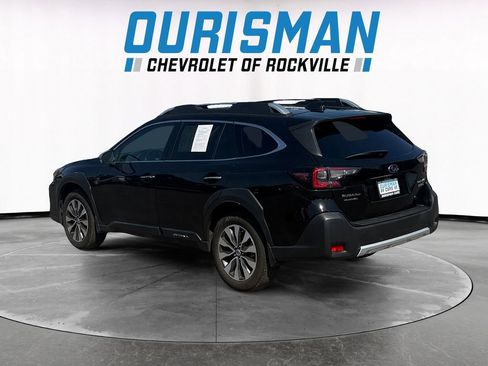 Used 2024 Subaru Outback Touring w/ Popular Package #2 AWD/4WD image 4