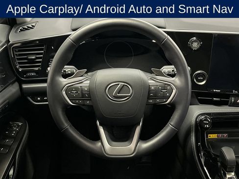 Used 2025 Lexus NX 250 FWD w/ Premium Package image 8