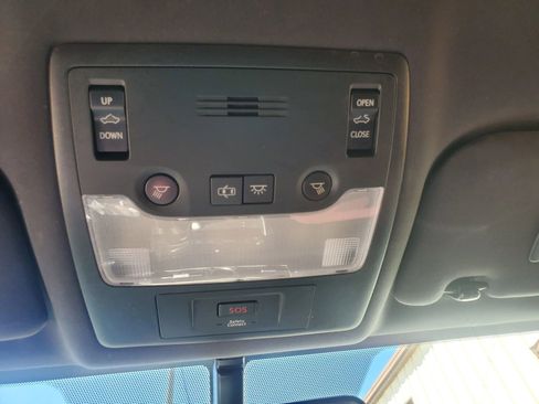 Used 2016 Lexus IS 200t RWD image 50