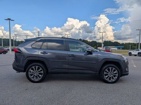 Used 2025 Toyota RAV4 XLE Premium FWD image 6