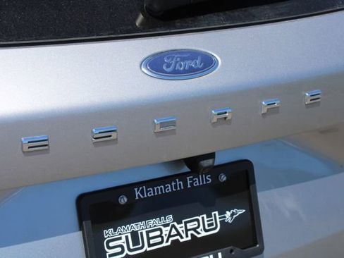 Used 2023 Ford Escape ST-Line Select w/ Tech Pack #1 AWD/4WD image 9