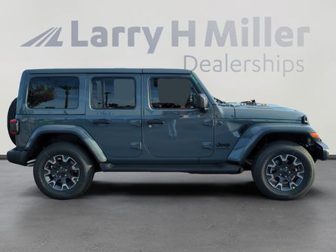 New 2026 Jeep Wrangler Sahara image 6