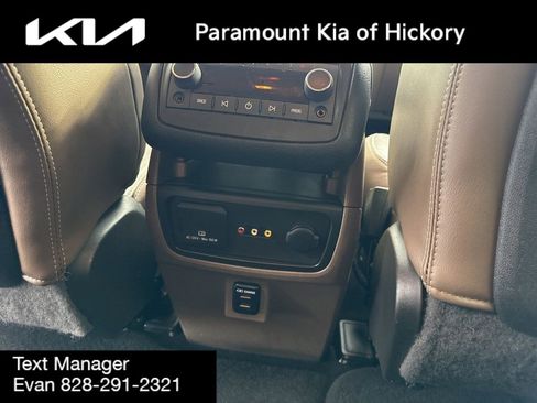 Used 2015 GMC Acadia SLT w/ Technology Package image 15