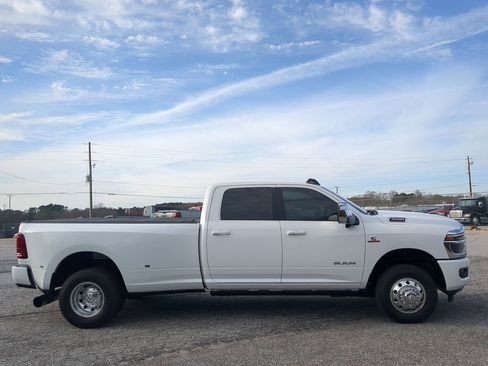 Used 2025 RAM 3500 Laramie image 2