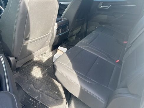 Used 2023 GMC Sierra 1500 SLT image 6
