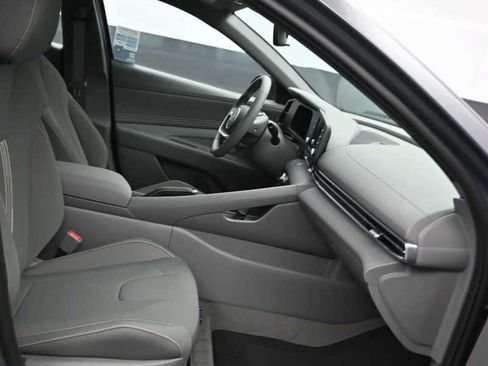 New 2026 Hyundai Elantra Sport FWD image 11