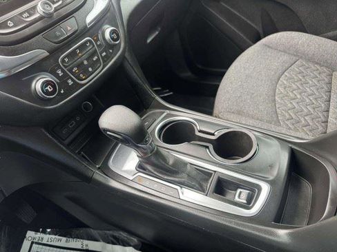 Used 2022 Chevrolet Equinox LT FWD image 35