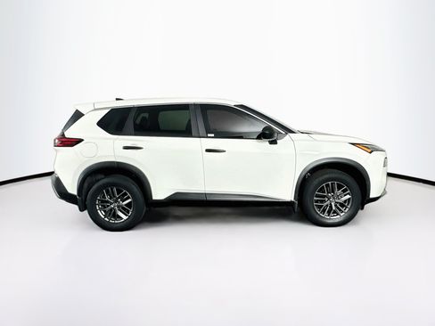 Used 2023 Nissan Rogue S FWD image 10