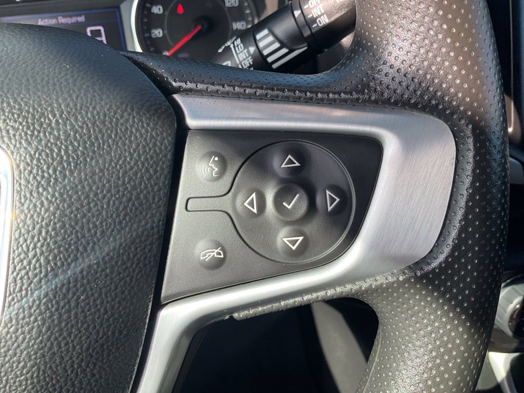 Used 2023 GMC Terrain SLE w/ Driver Convenience Package FWD image 12