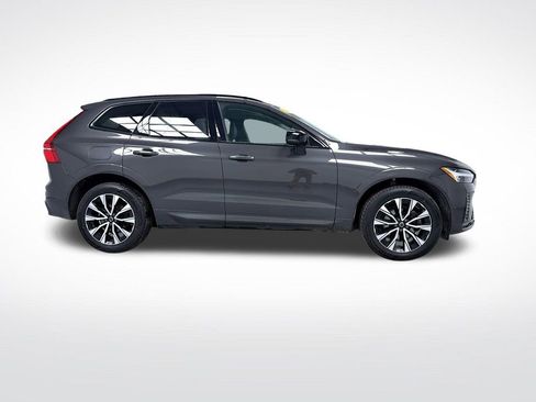Used 2023 Volvo XC60 B5 Plus AWD/4WD image 2
