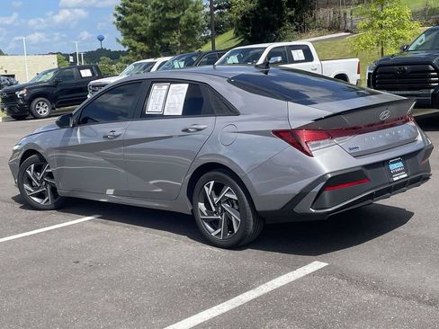 Certified 2025 Hyundai Elantra Sport w/ Cargo Package FWD image 4