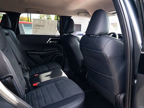 New 2025 Mitsubishi Outlander SE AWD/4WD image 22
