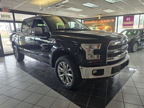 Used 2017 Ford F150 Lariat w/ Equipment Group 502A Luxury AWD/4WD image 3