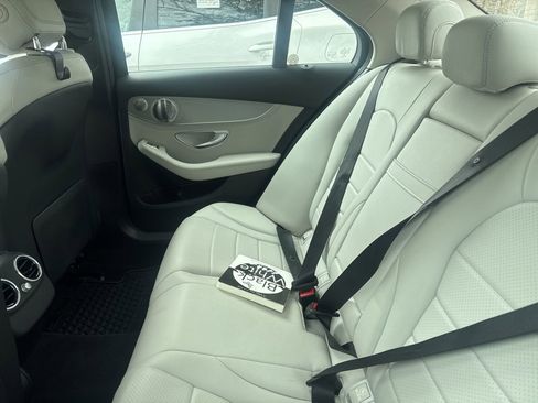 Used 2016 Mercedes-Benz C 300 4MATIC Sedan image 6